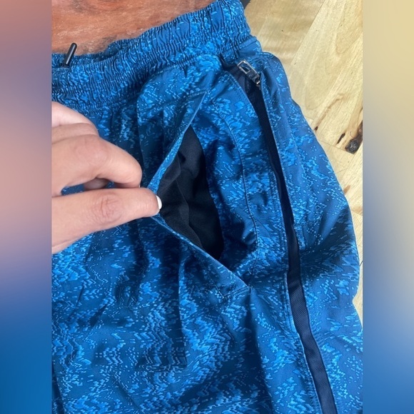 Pace Breaker Short - Resale size M - Picture 9 of 12